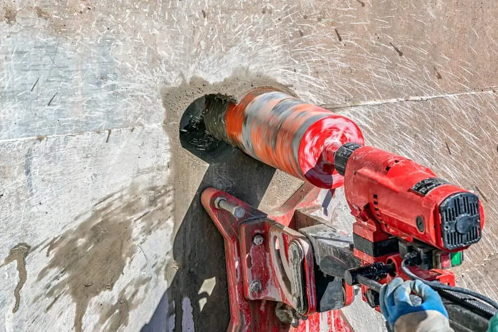 Furo técnico em elemento estrutural de concreto armado